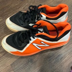 New Balance Boys Orange Baseball Cleats Shoes Size 5.5